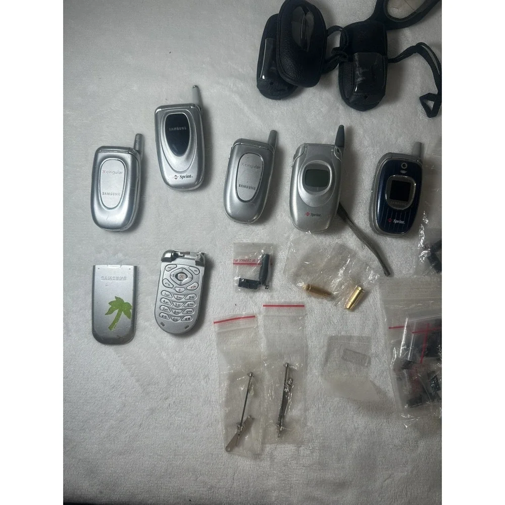 VINTAGE CELL PHONE LOT SAMSUNG | Parts, antenna replacement kits, | UNTESTED